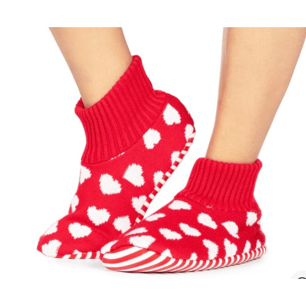 Tipsy‎ Elves Slippers Women's XS Beating Hearts Gripper Socks Indoor Red White